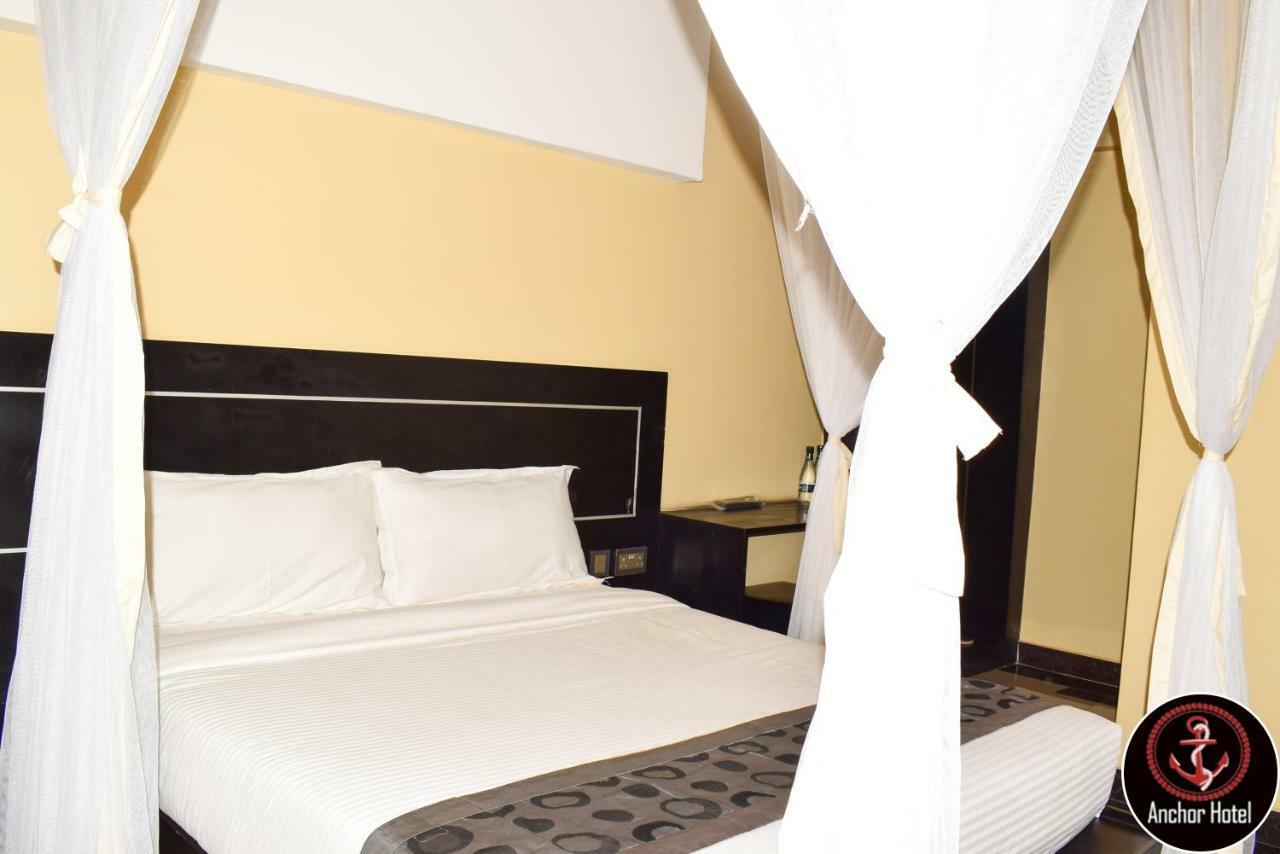 Anchor Hotel