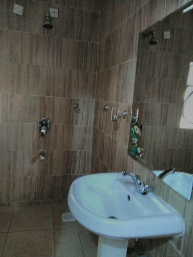 Glory Hotel *