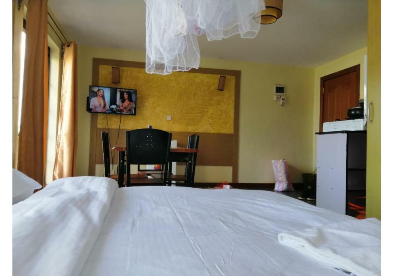 Apartment Sam Suites At Mvuli