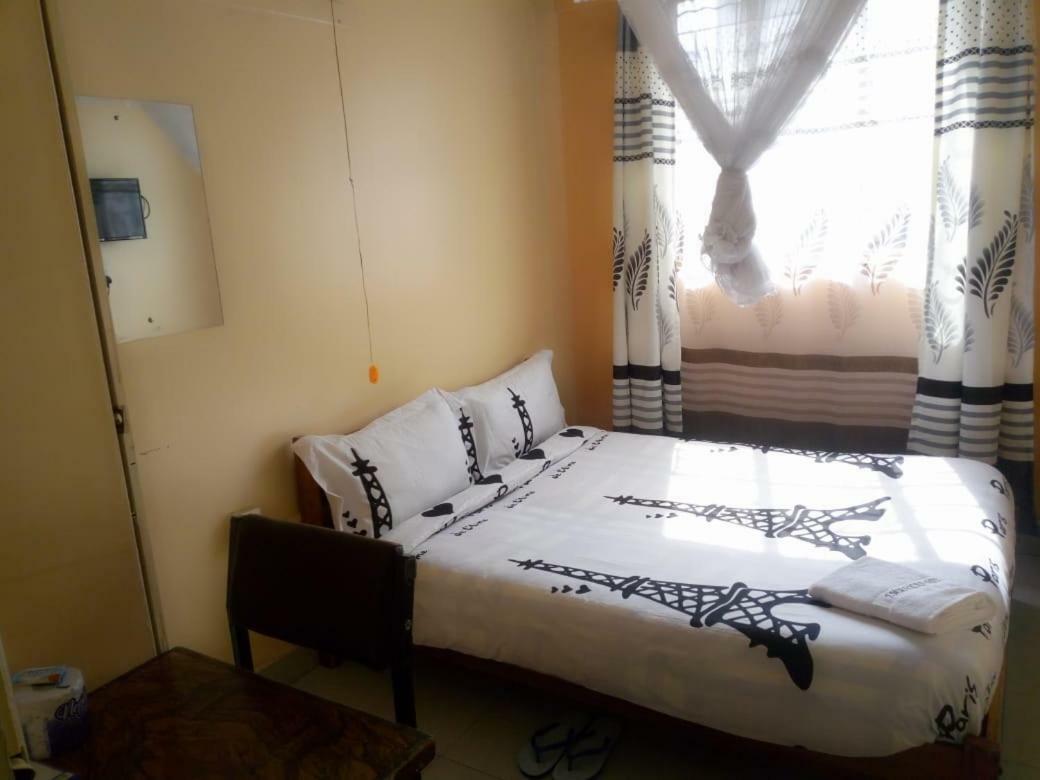 Emmaccra Hotel