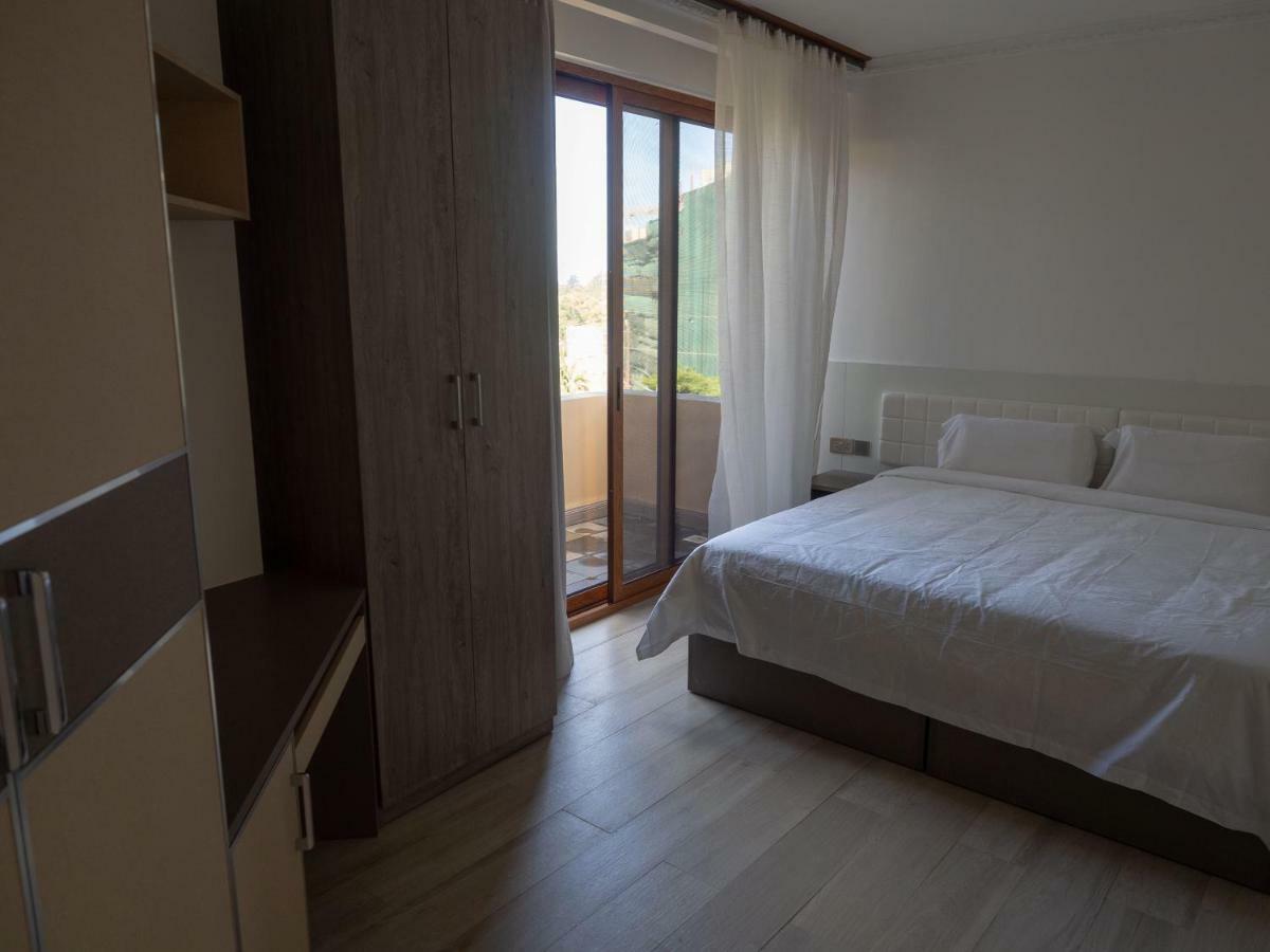 Kates Aparthotel 3*