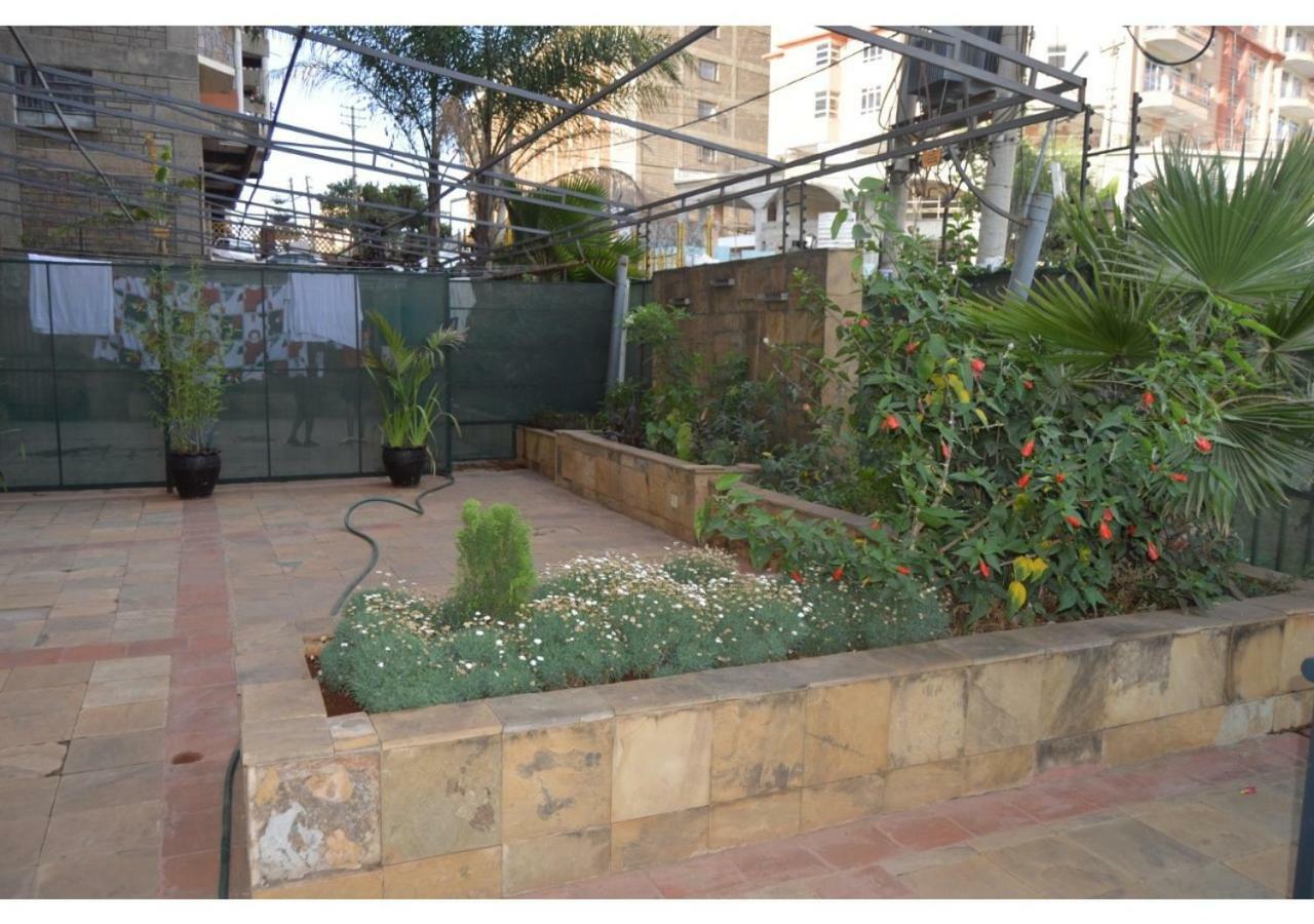 Sam Suites At Mvuli * Nairobi