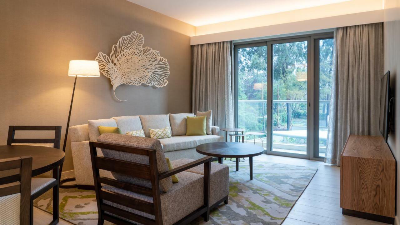 Hotel Radisson Blu & Arboretum 5*