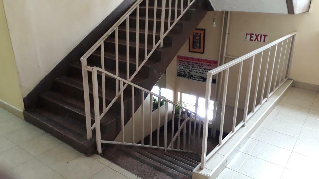 Emmaccra Hotel