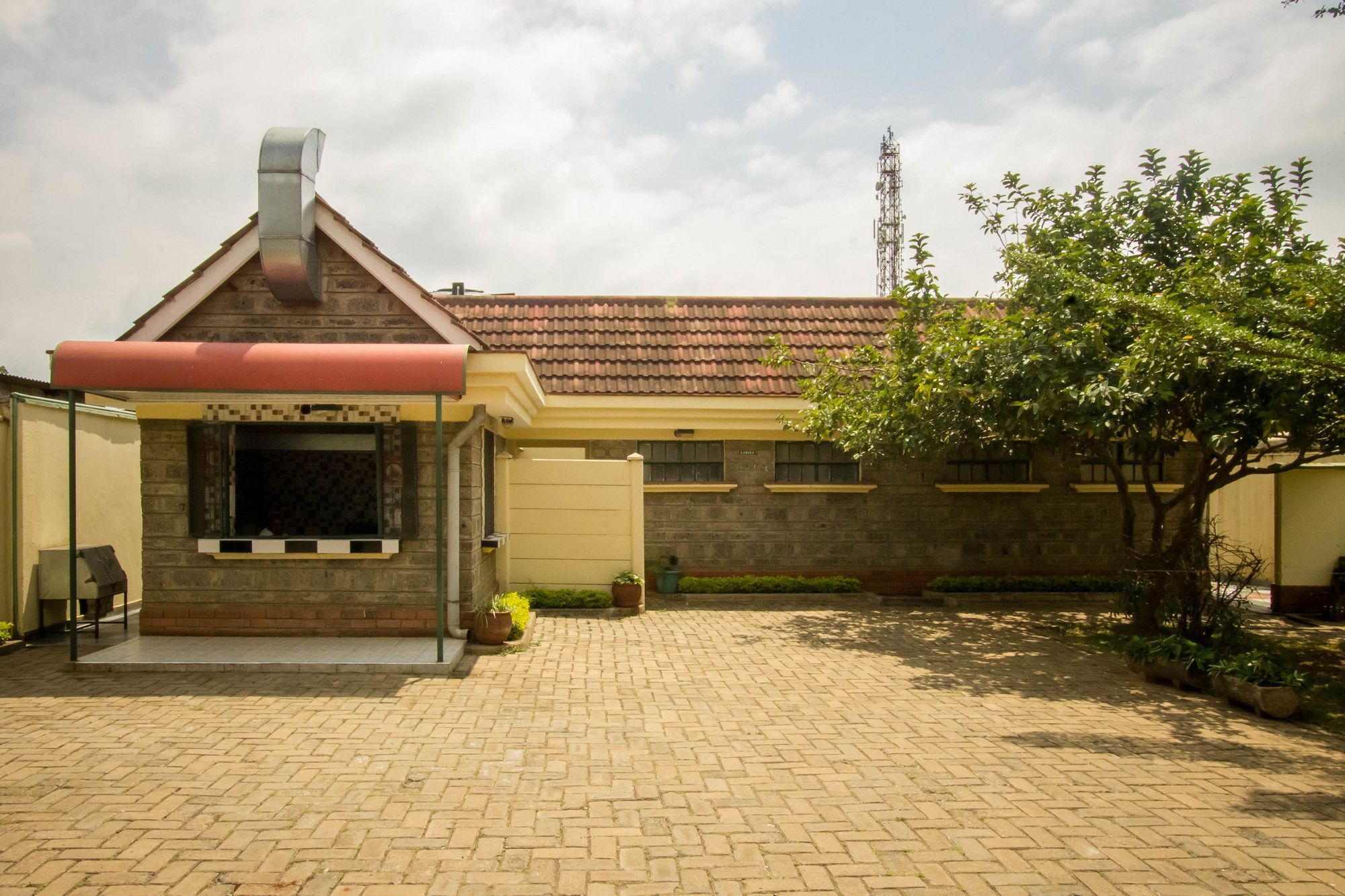 Harlequin Hotel