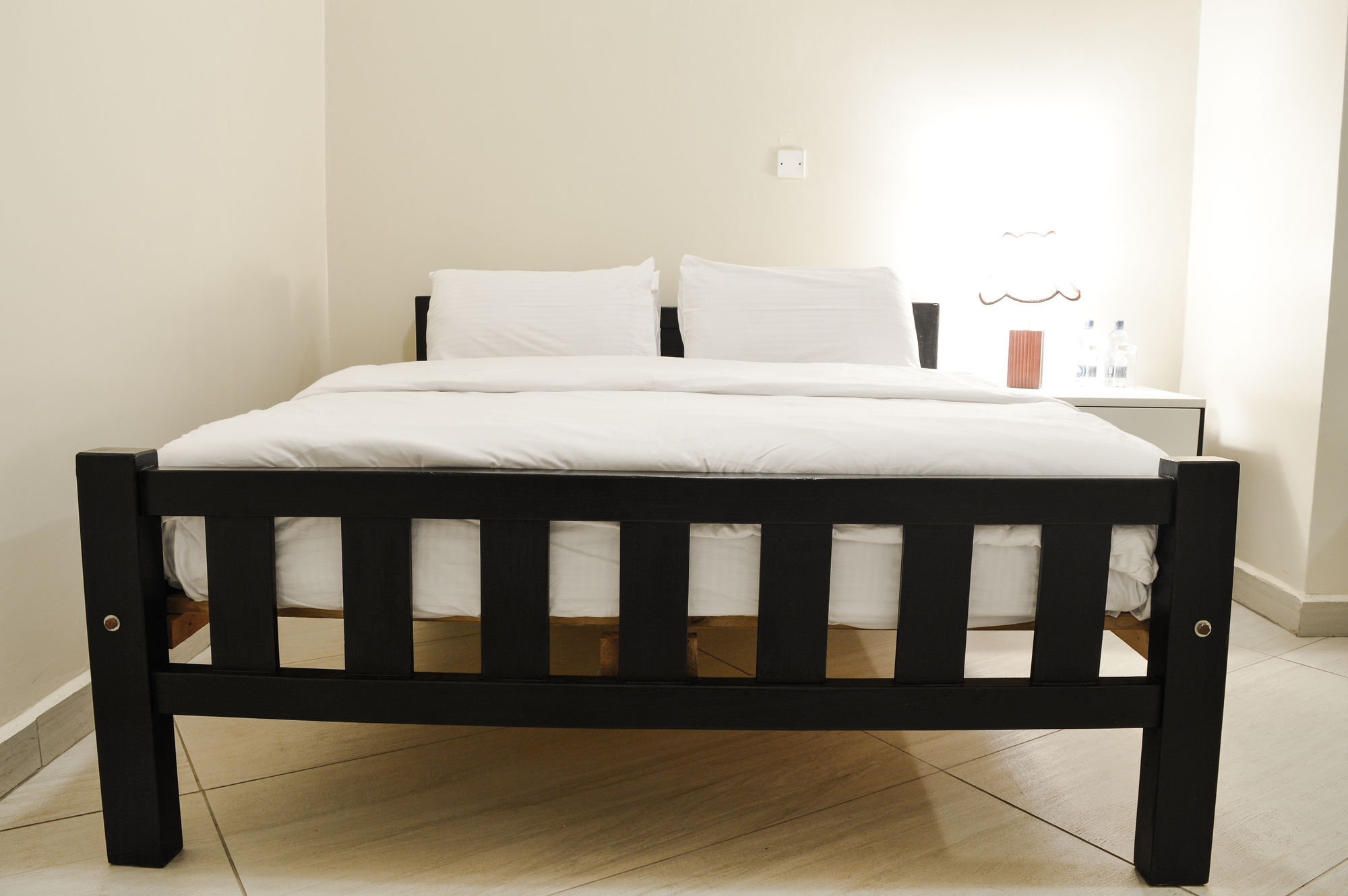 Decale Jewel Stone Hotel 3*