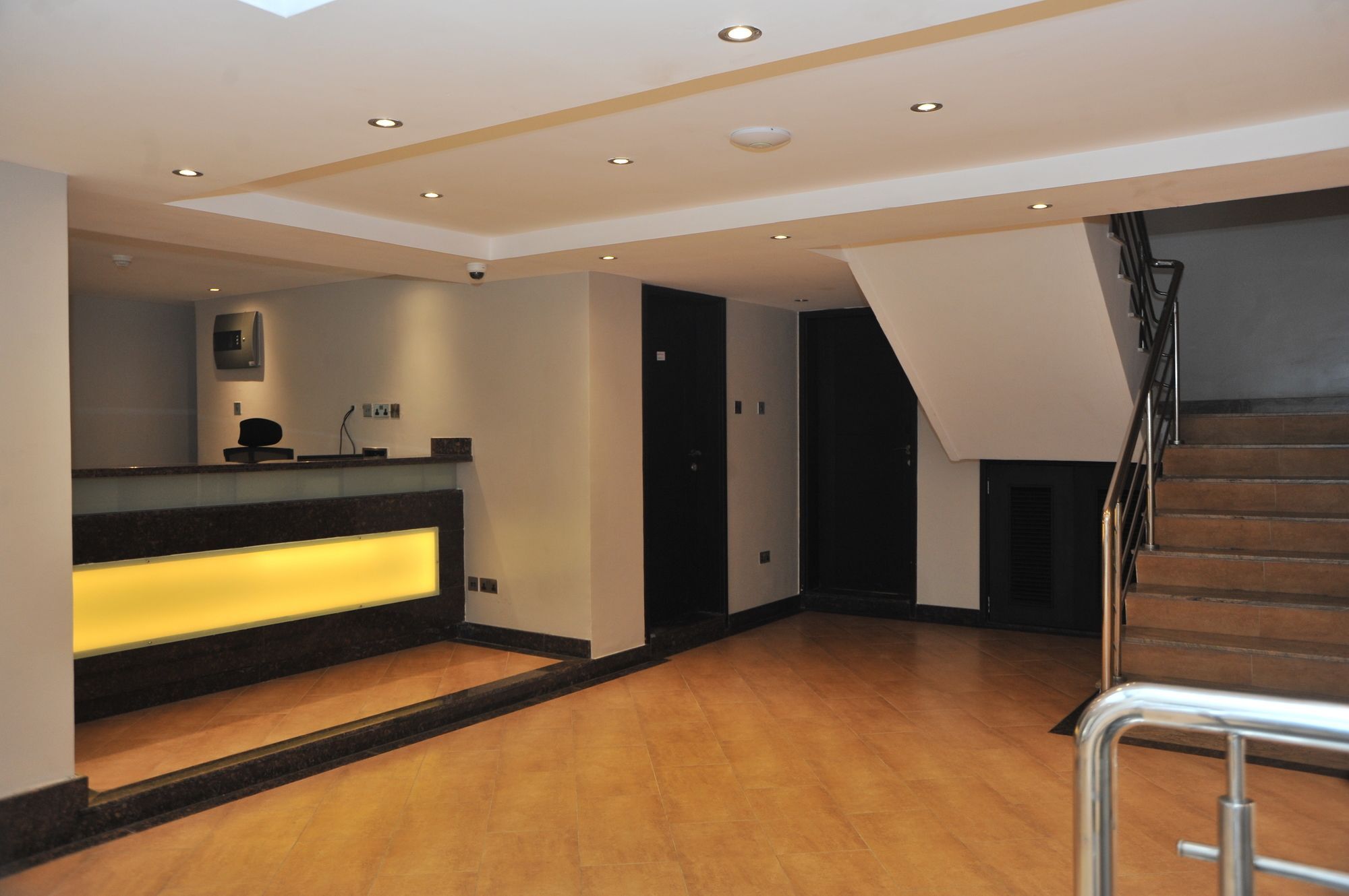 Longonot Place Serviced Apartment-nairobi, Centre Cbd
