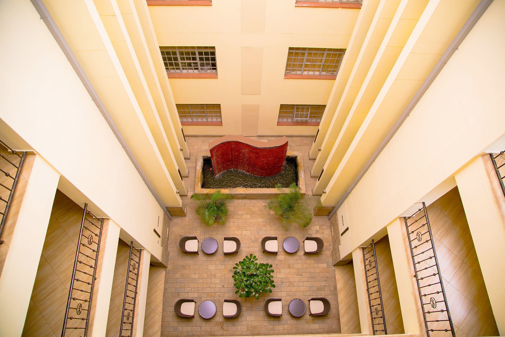 Batians 3* Nairobi