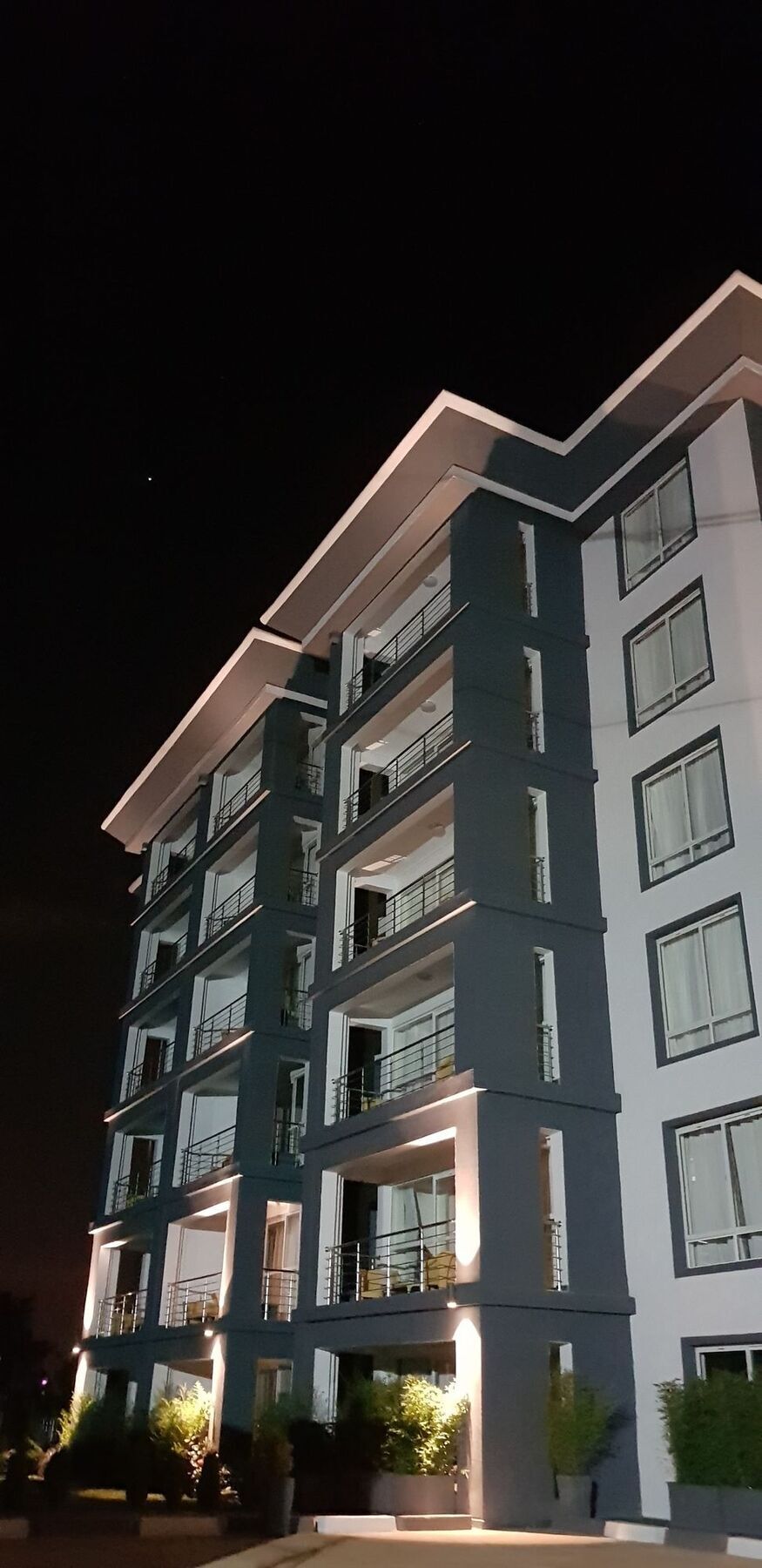 Lymack Apartment