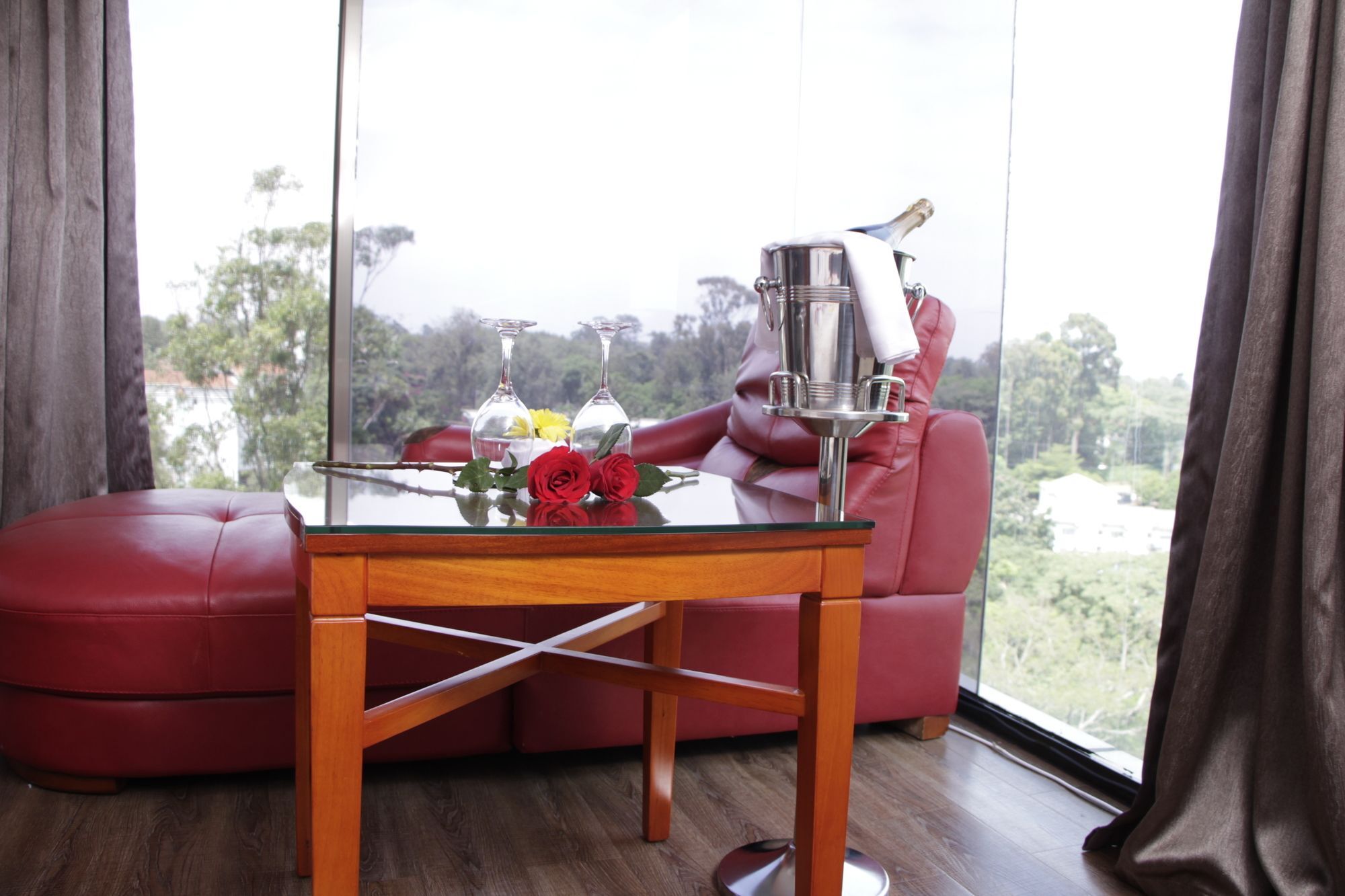 Hotel Swiss International Lenana Mount 4*