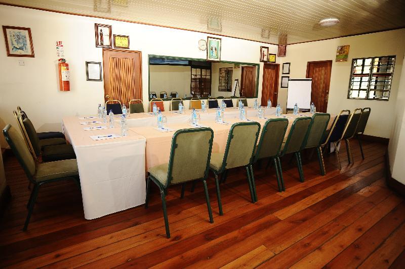 Kenya Comfort Hotel 2*