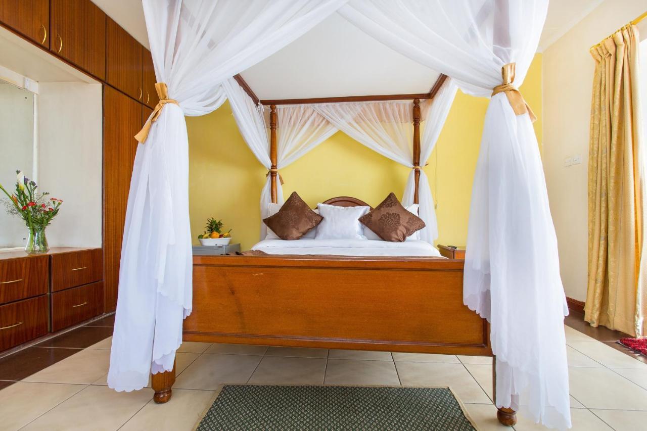 Convent International Hotel- Hotel 3*