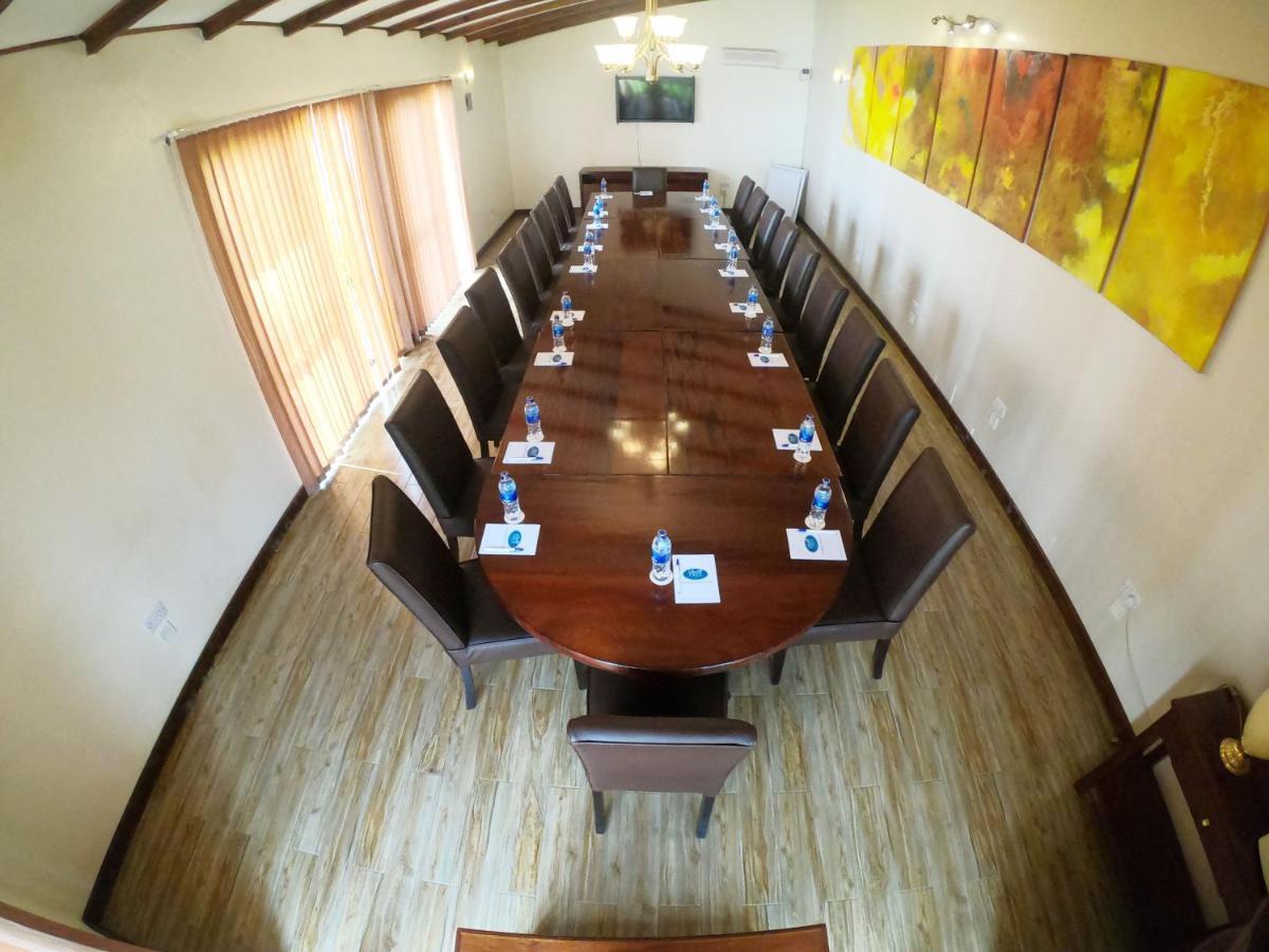 Fahari Palm 3* Nairobi
