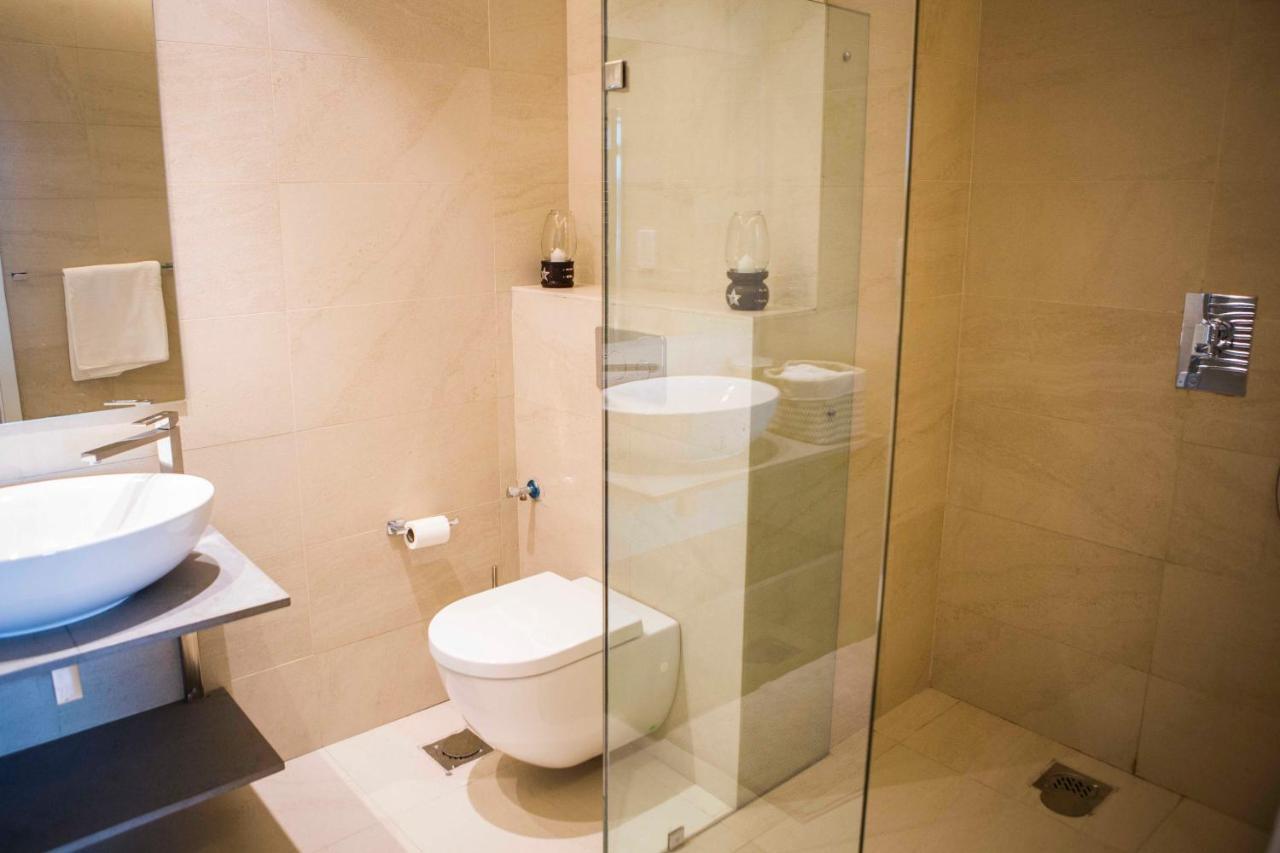 Calm And Collected By Yourhost Le Mac Westlands Apartment *