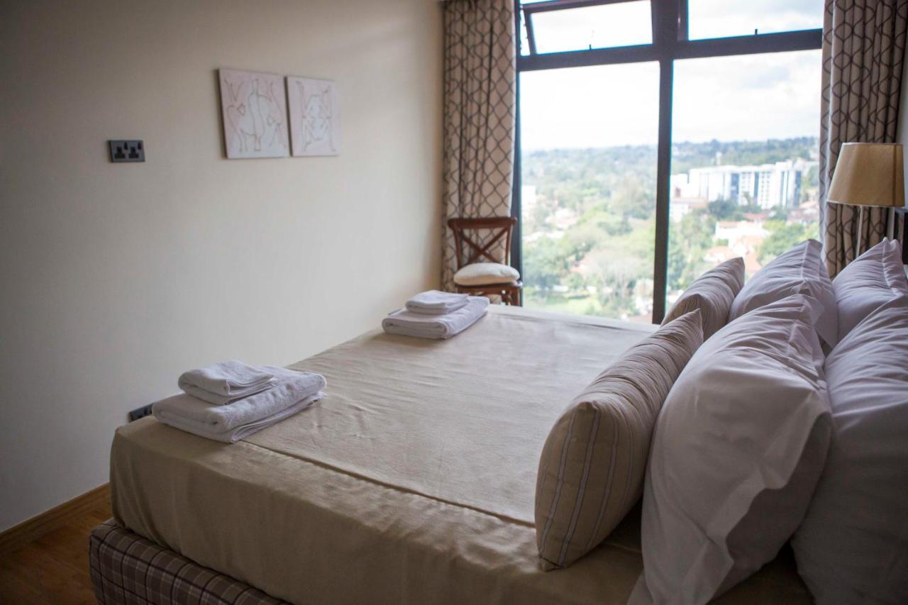 Calm And Collected By Yourhost Le Mac Westlands Apartment