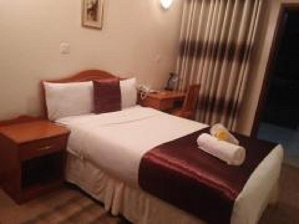 Hotel Leone Boutique 3*