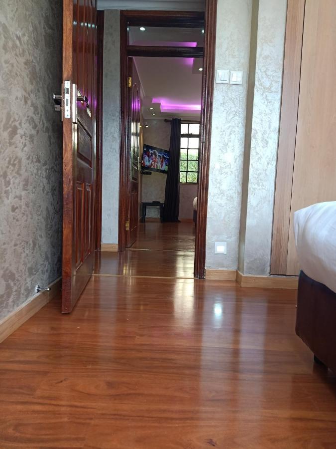 Fourways Junction Vipsuite Apartment Nairobi