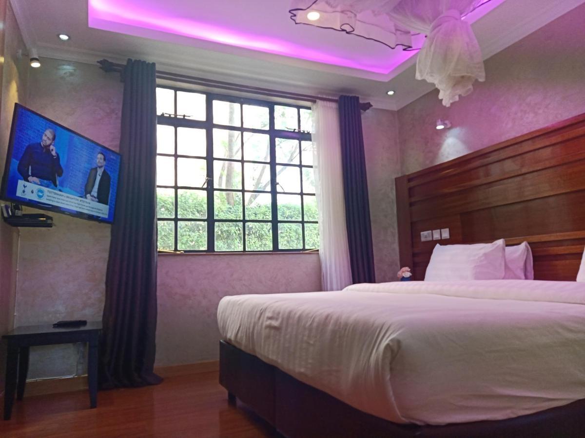 Fourways Junction Vipsuite *