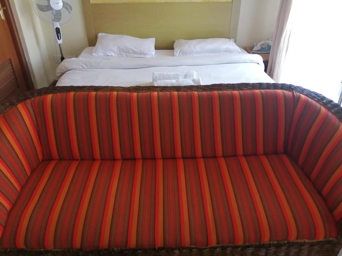 Sam Suites At Mvuli *
