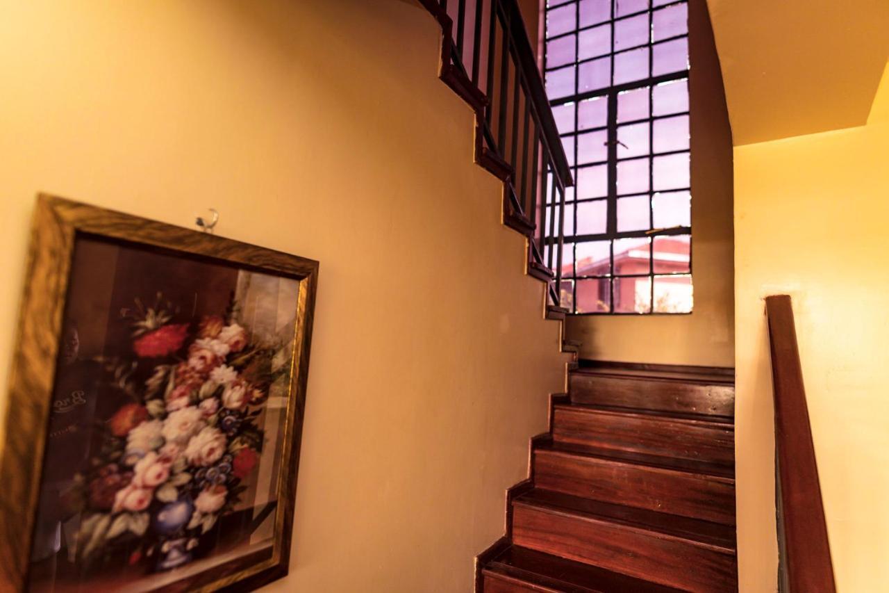 Fourways Junction 1 Guest house