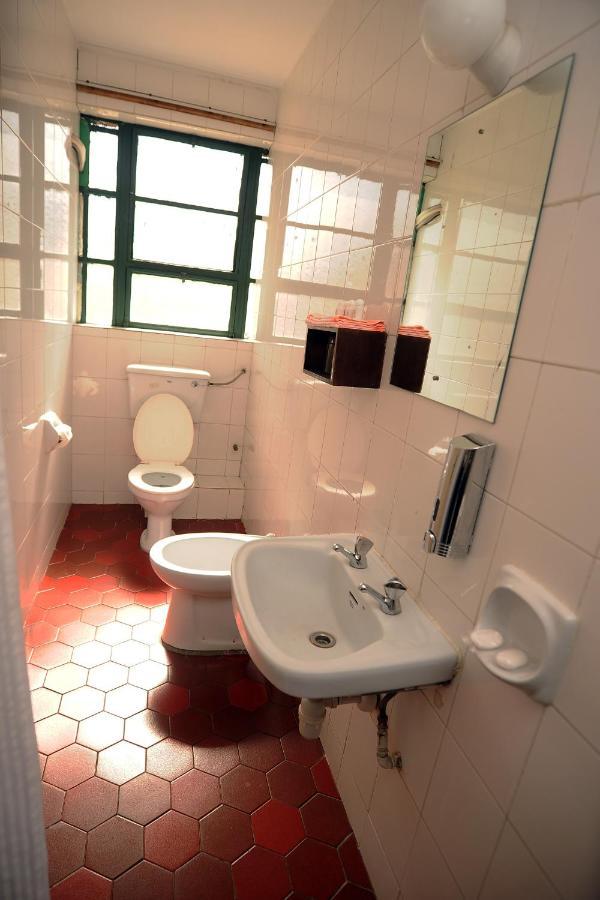 Kenya Comfort 2*