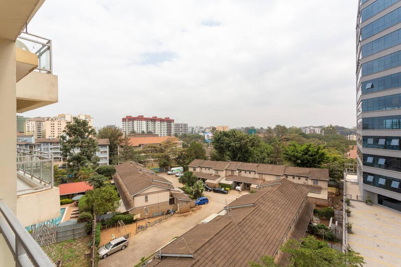 Luxury 3 Bed - Kilimani Apartment *