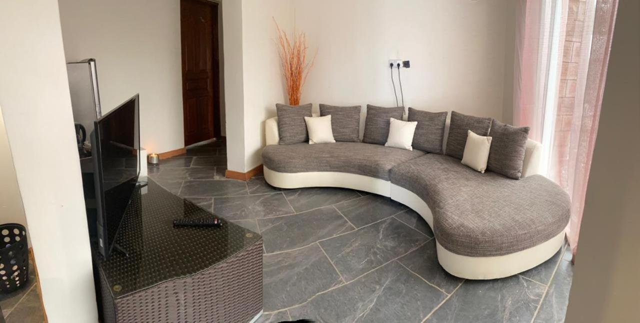Airport And Safaris Nairobi