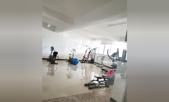 Marksy 6 * Nairobi
