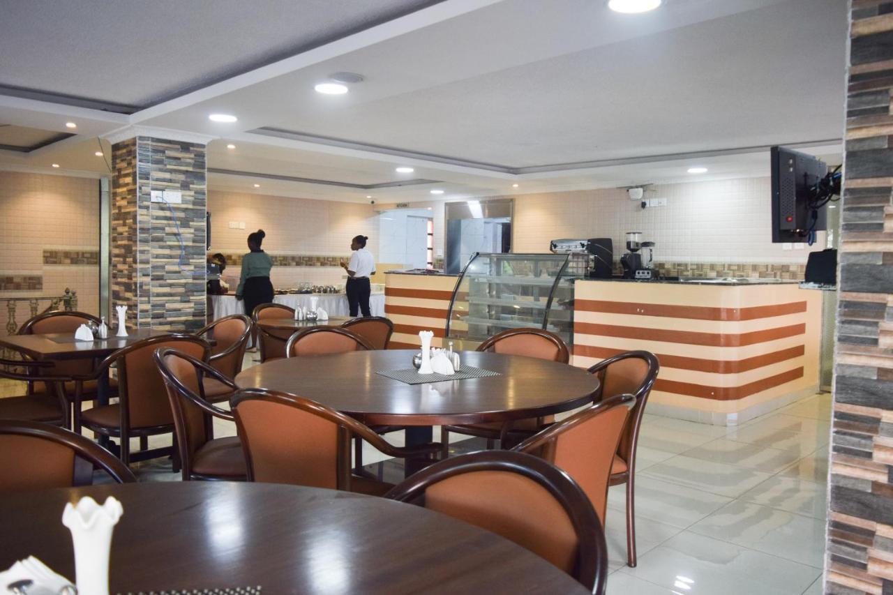 Hotel Salehe Safaris 3*