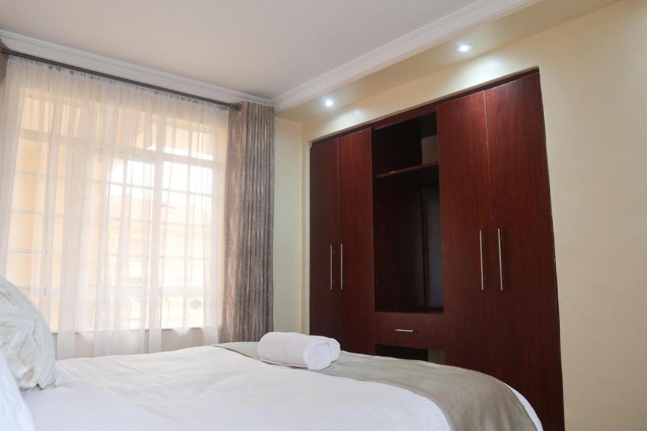 Acacia Luxurious Apartment *