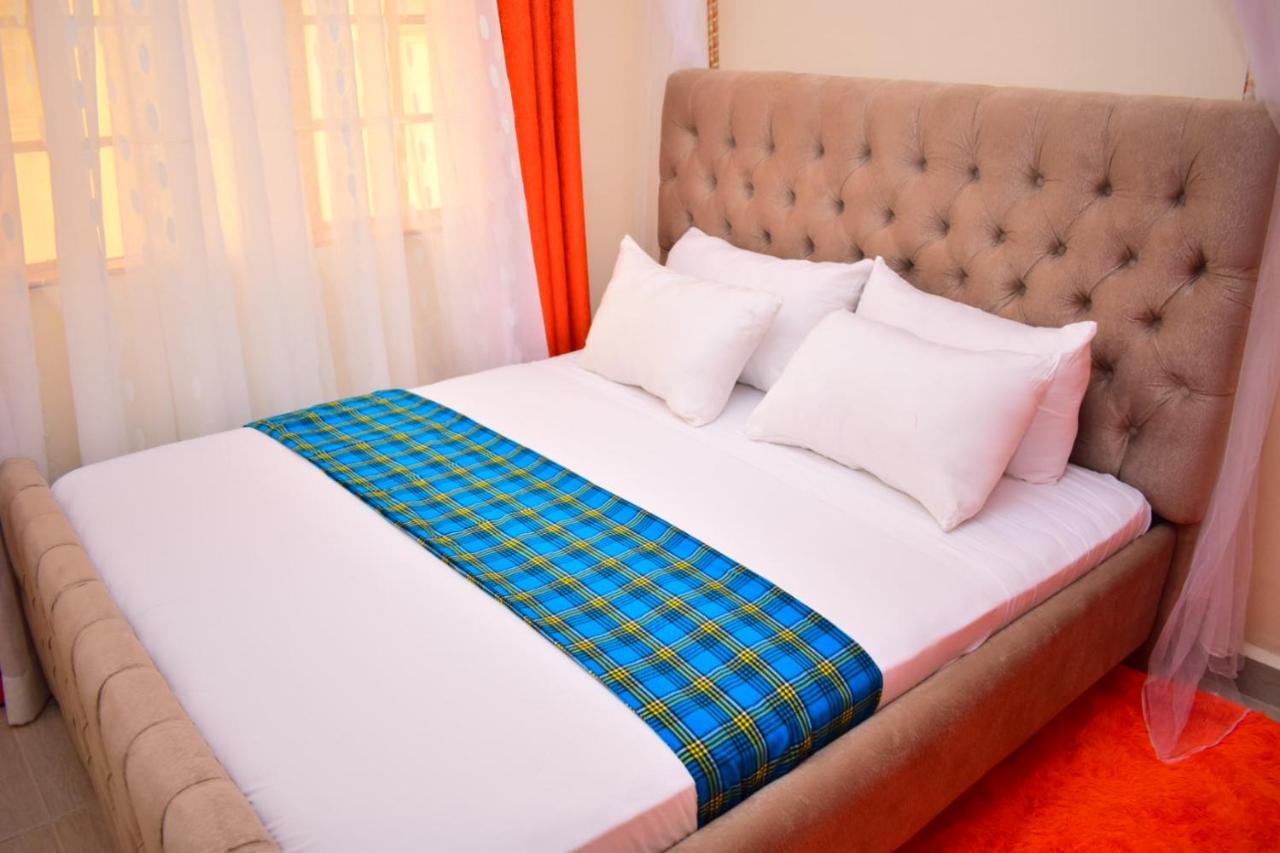 Great House Near Jkia Homestay