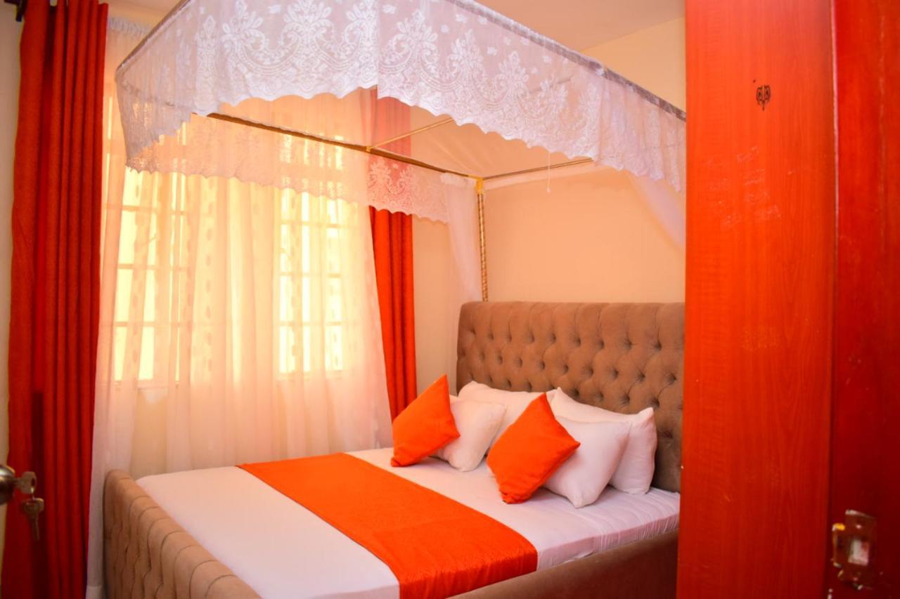 Great House Near Jkia Homestay