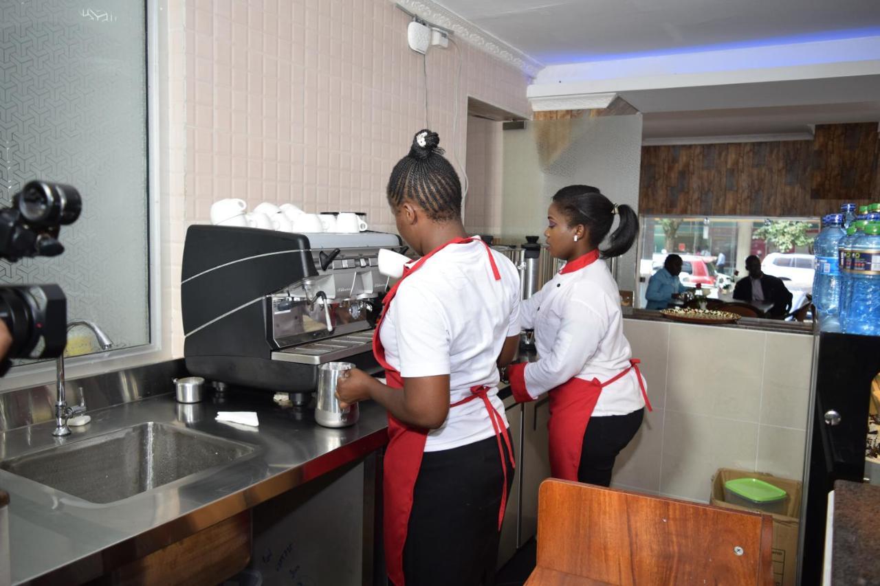 Hotel Salehe Safaris Nairobi