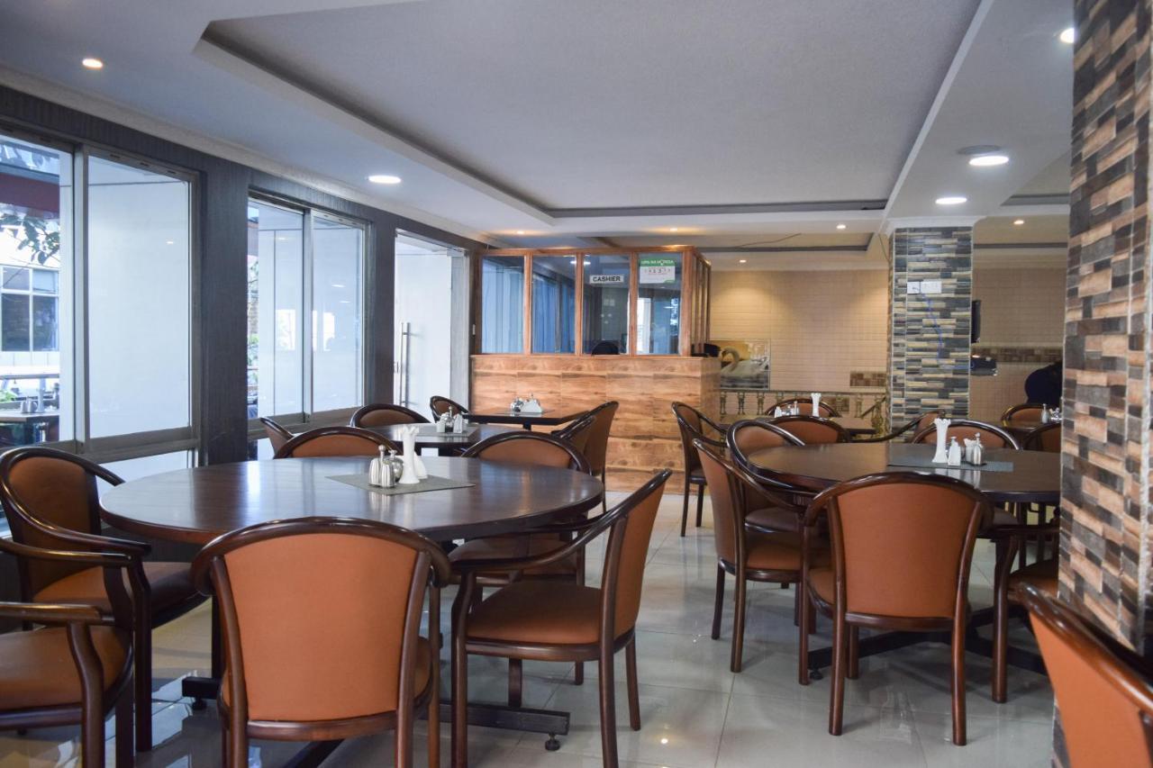 Salehe Safaris Hotel 3*