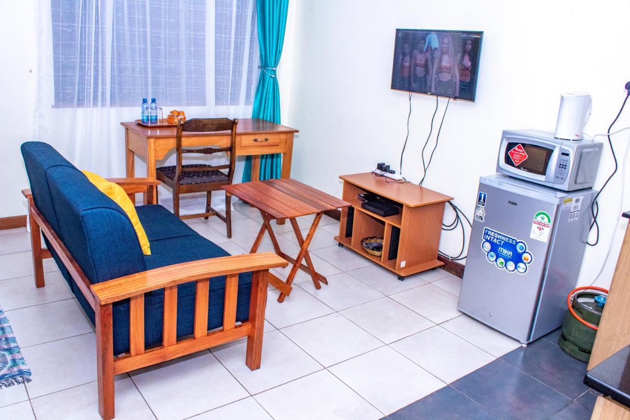 Kate Apartments, Studios-mvuli Suites, *
