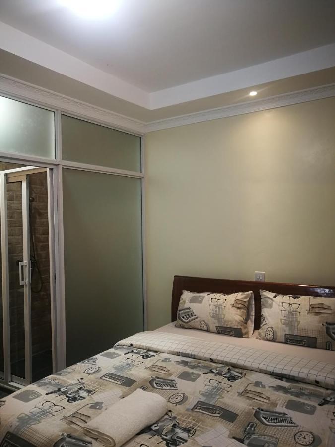 Airport And Safaris Bed & Breakfast