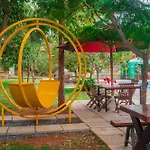 Leleshwa Getaway