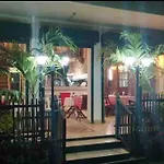 Gorgeous Well Equipped Modern Guest House In Loresho