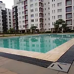 1 Bedroom - Racecourse Gardens Apartments