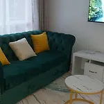 Hipsonic Studio Apartment Racecourse Gardens