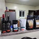 Mambo Coffee Residences At Kings Millennium Apartments- 3 Bedroom Apartment, Full Unit - 7Km To Jki Airport, 7Km To Cbd