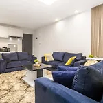Azuri Homes & Bnb