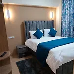 Enzi Heights 2 Bedroom Apartment Airbnb