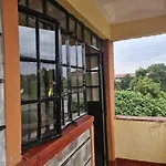 Uzuri Place