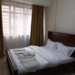 Lux Suites Wawazi Court Apartments