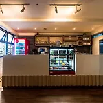 Samra Hotel