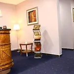 The Clan Suites