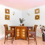 Pazuri Karen Home