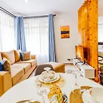 Caribbean Homes By Edmor Suites