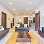 Homely & Spacious 2 Bd Apt At Skynest